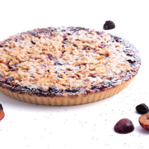 Linecký koláč s naplní makovou a švestkami